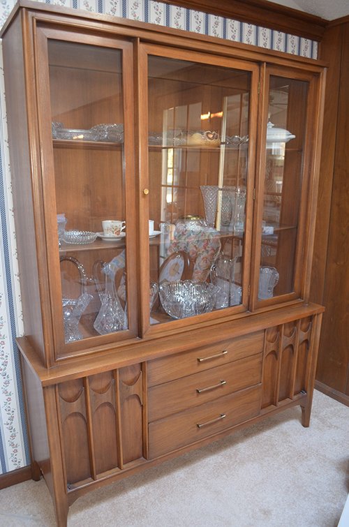 Property photo 36 - Antiques, Jewelry, Coins, Collectibles and Much More! - Personal Property Auction